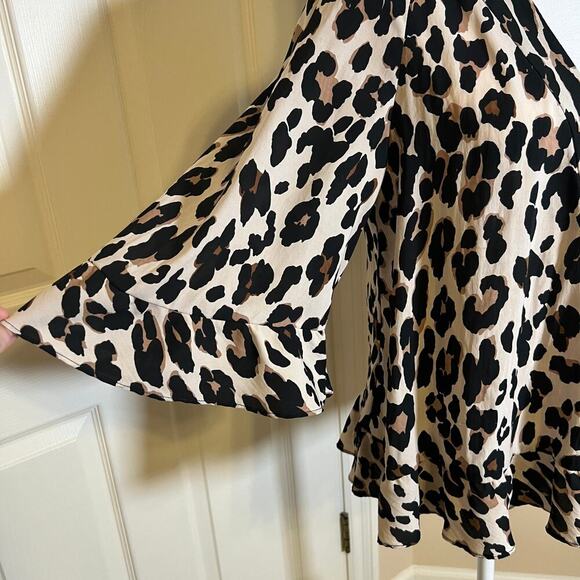 Nanette Lepore Leopard Print Flowy Top Size Small Dressy Chic - Picture 3 of 11